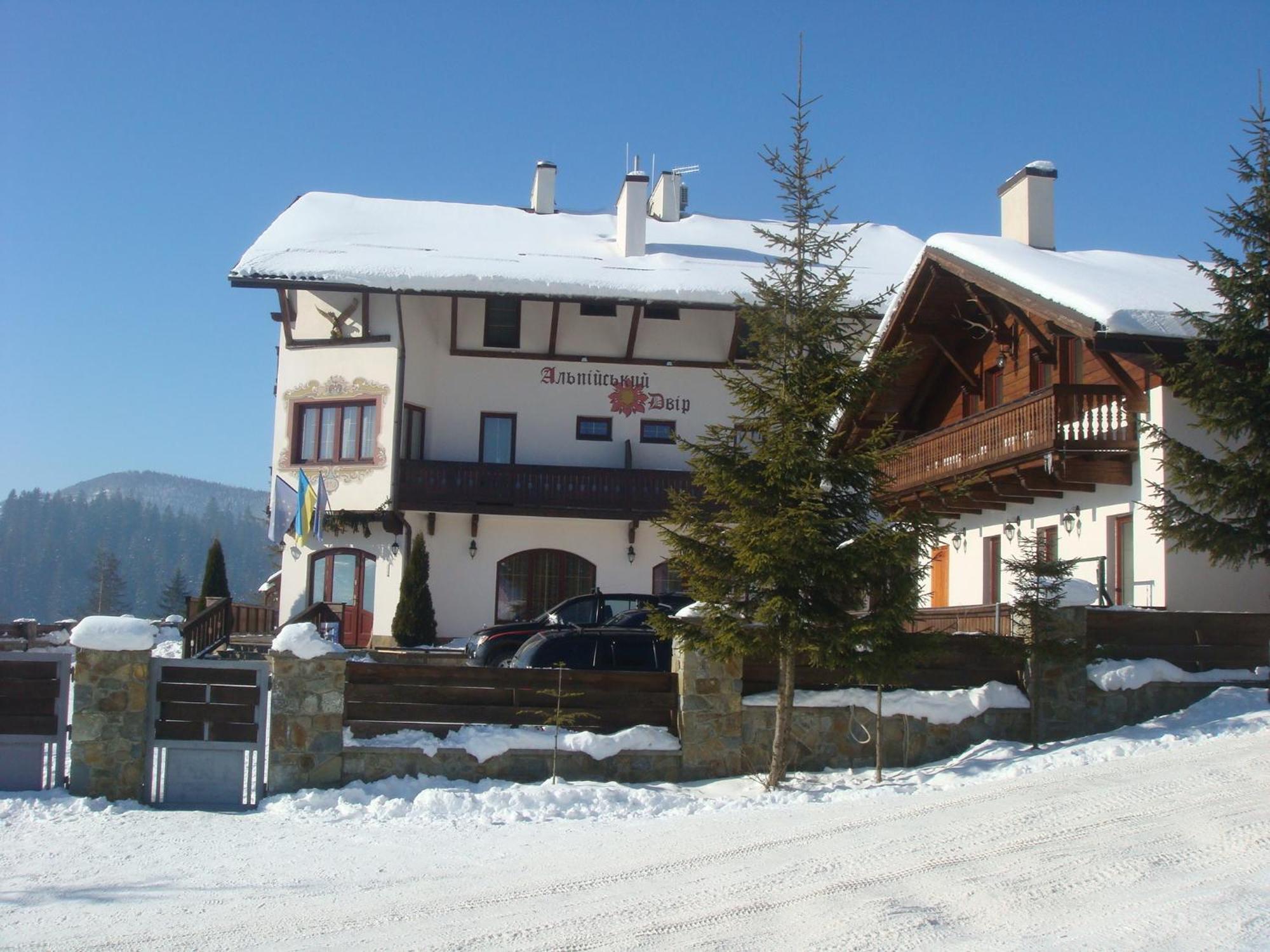 Alpenhof Pansion Hotel Slavske Buitenkant foto