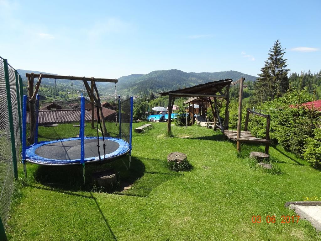 Alpenhof Pansion Hotel Slavske Buitenkant foto