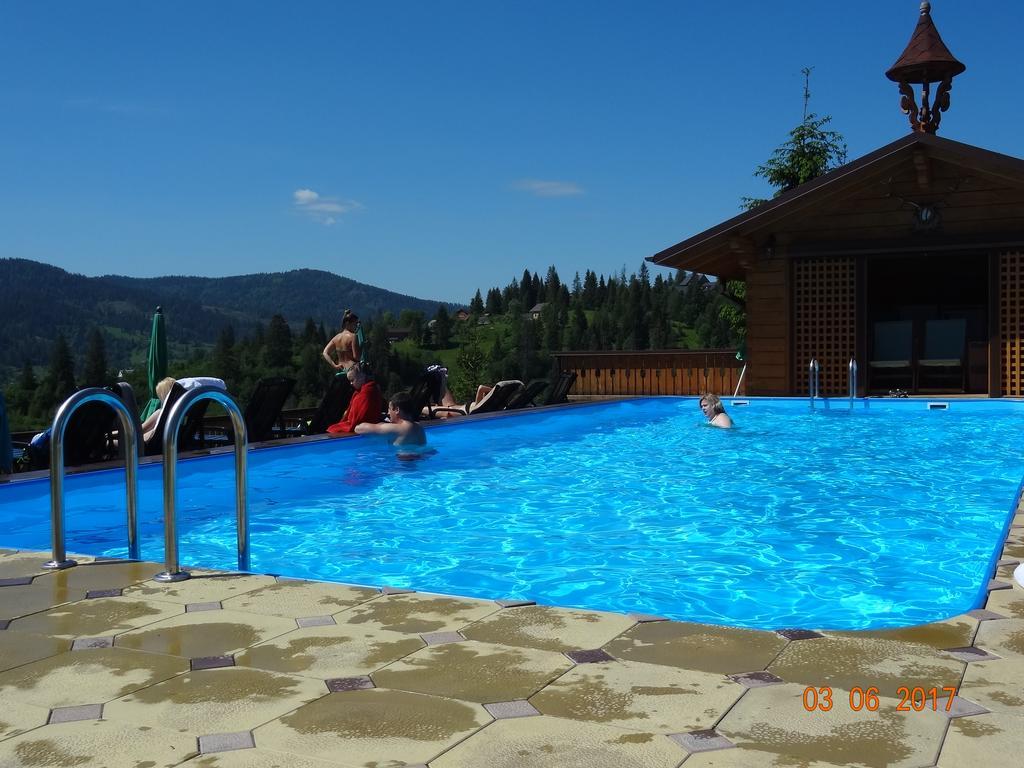 Alpenhof Pansion Hotel Slavske Buitenkant foto