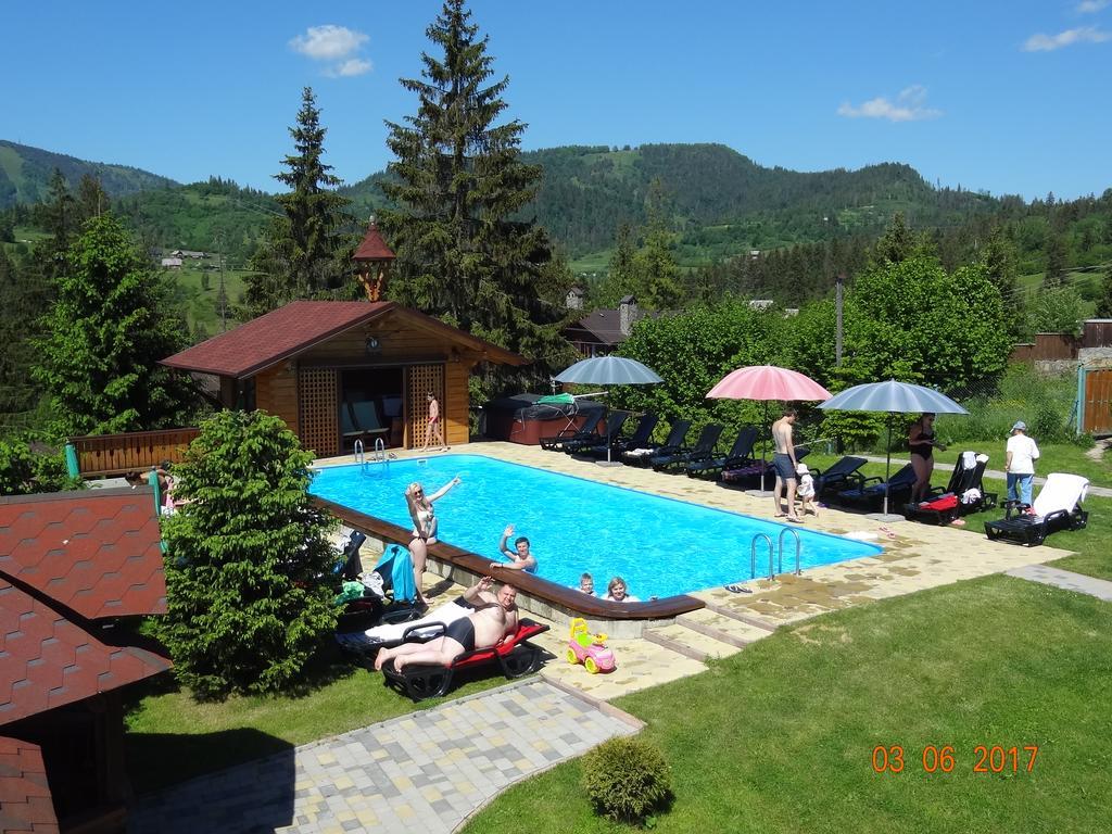 Alpenhof Pansion Hotel Slavske Buitenkant foto